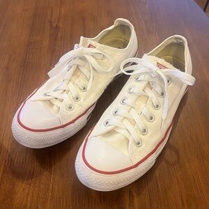 Converse Women's White Chuck Taylor Low Top Sneakers